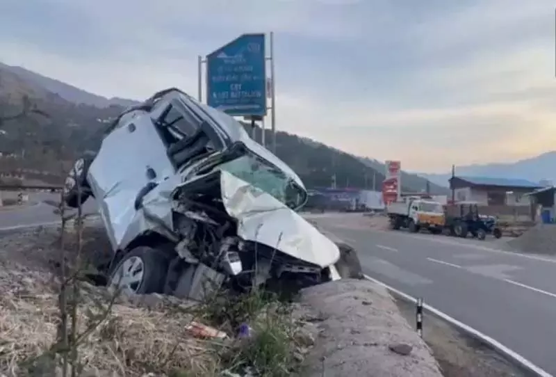 J&K के उधमपुर में कार-ट्रक की टक्कर में एक व्यक्ति की मौत J&K के उधमपुर में कार-ट्रक की टक्कर में एक व्यक्ति की मौत