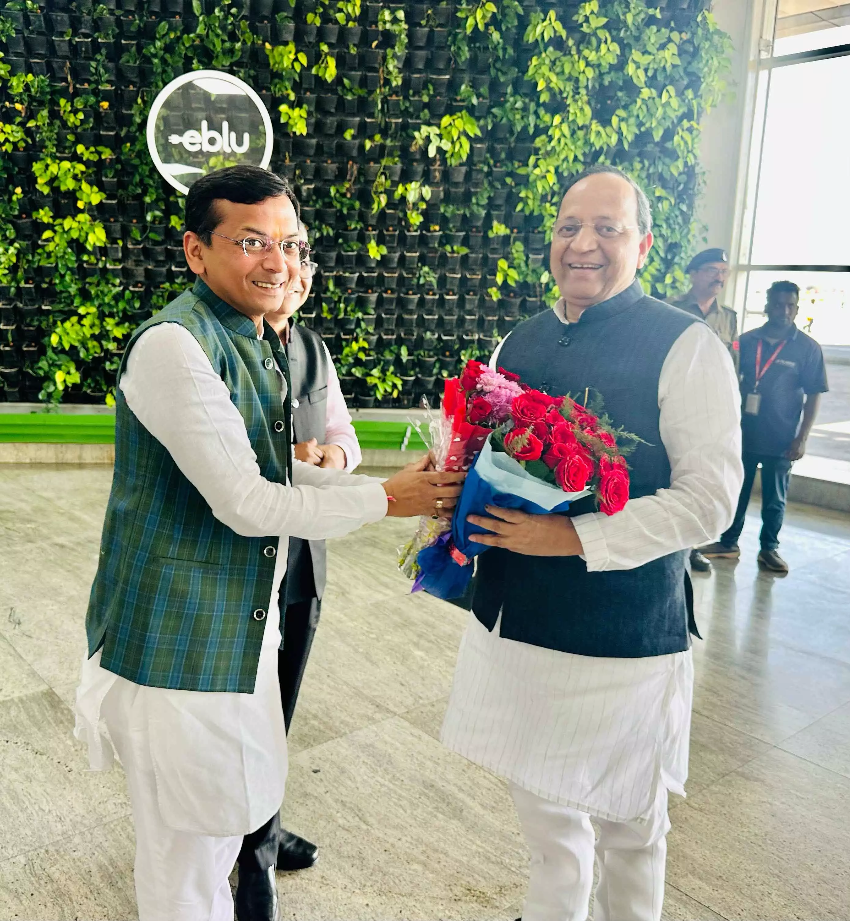 राज्यसभा सांसद अरुण सिंह रायपुर पहुंचे राज्यसभा सांसद अरुण सिंह रायपुर पहुंचे