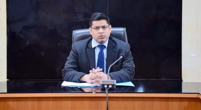 DC ने पीएम सूर्य घर मुफ्त बिजली योजना की प्रगति की समीक्षा की DC ने पीएम सूर्य घर मुफ्त बिजली योजना की प्रगति की समीक्षा की