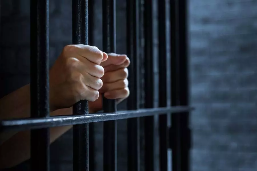 NIA कोर्ट ने 2021 जग्गादल बम विस्फोट मामले में दो लोगों को 10 साल के कठोर कारावास की सजा NIA कोर्ट ने 2021 जग्गादल बम विस्फोट मामले में दो लोगों को 10 साल के कठोर कारावास की सजा