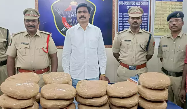 Andhra : गुंटूर जीजीएच में यौन उत्पीड़न कांड Andhra : गुंटूर जीजीएच में यौन उत्पीड़न कांड