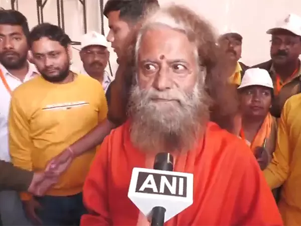 Kumbh फालतू नहीं, कुंभ आस्था का विषय है: स्वामी चिदानंद सरस्वती Kumbh फालतू नहीं, कुंभ आस्था का विषय है: स्वामी चिदानंद सरस्वती