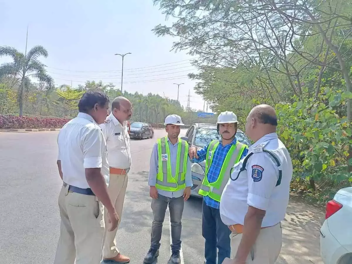 Hyderabad Metro: मेडचल-शामीरपेट के लिए यातायात अध्ययन जोरों पर Hyderabad Metro: मेडचल-शामीरपेट के लिए यातायात अध्ययन जोरों पर