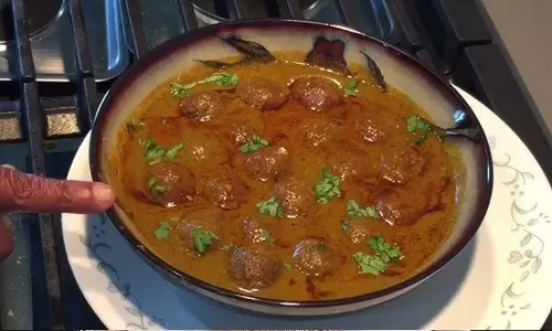 Palak Paneer Kofta: इसे खास मौकों पर बनाएं Palak Paneer Kofta: इसे खास मौकों पर बनाएं