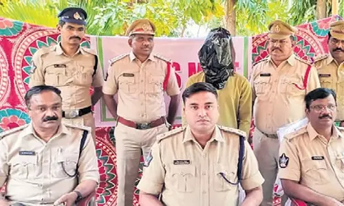 Andhra: आंध्र प्रदेश में पुलिस ने एसिड अटैक के आरोपी को 24 घंटे के भीतर गिरफ्तार कर लिया