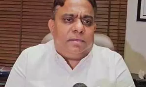 सिर्फ विपक्षियों की ही जांच क्यों?, केजरीवाल के आधिकारिक आवास की जांच के आदेश पर सपा विधायक ने किया सवाल सिर्फ विपक्षियों की ही जांच क्यों?, केजरीवाल के आधिकारिक आवास की जांच के आदेश पर सपा विधायक ने किया सवाल