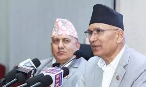 नेपाल के उप प्रधानमंत्री पौडेल मेले में झुलसे नेपाल के उप प्रधानमंत्री पौडेल मेले में झुलसे