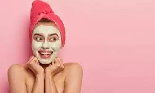 Skin Face Tips: बदलते मौसम में अपनी त्वचा का ख्याल रखने के लिए इन होममेड फेस मास्क का करें इस्तेमाल Skin Face Tips: बदलते मौसम में अपनी त्वचा का ख्याल रखने के लिए इन होममेड फेस मास्क का करें इस्तेमाल