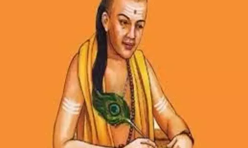 Chanakya Niti:  जीवन में सफलता चूमेगी आपके कदम, इन बातों में छिपा है राज