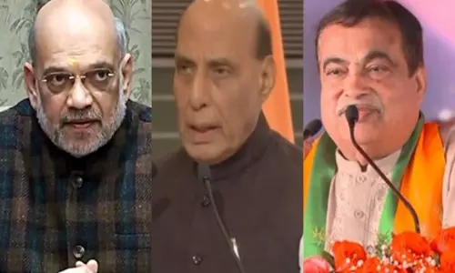 NDLS भगदड़: अमित शाह, राजनाथ सिंह, गडकरी ने जानमाल के नुकसान पर दुख जताया NDLS भगदड़: अमित शाह, राजनाथ सिंह, गडकरी ने जानमाल के नुकसान पर दुख जताया