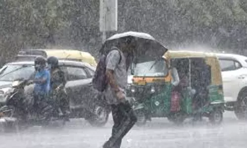 weather : Delhi-NCR के इन इलाको में हल्की बारिश का असार