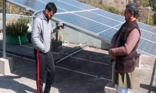 Udhampur निवासियों ने केंद्र की सौर ऊर्जा योजना को अपनाया Udhampur निवासियों ने केंद्र की सौर ऊर्जा योजना को अपनाया