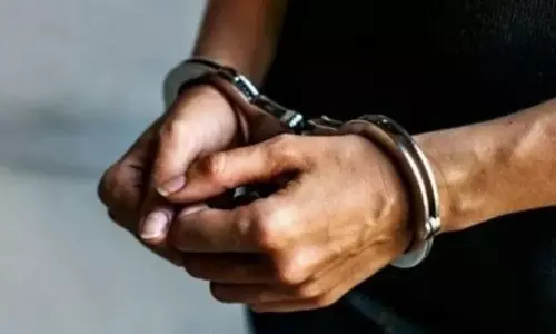 Odisha: स्कूली परीक्षा के प्रश्नपत्र बेचने के आरोप में चार यूट्यूबर सहित शिक्षक गिरफ्तार