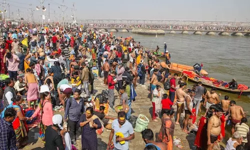 लालू प्रसाद यादव बोले- फालतू है कुंभ, भड़की बीजेपी लालू प्रसाद यादव बोले- फालतू है कुंभ, भड़की बीजेपी