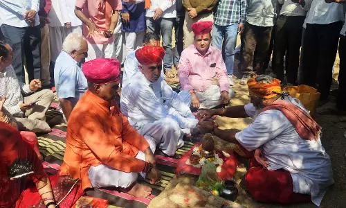Jalore: मुख्य सचेतक राजकीय सामुदायिक स्वास्थ्य केंद्र रामसीन का हुआ भूमि पूजन