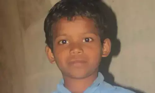 ट्रैक्टर ने किशोर को कुचला, मौत