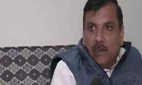 AAP संजय सिंह ने सरकार पर मामले को छिपाने का आरोप लगाया, रेलवे प्रशासन पर सवाल उठाए