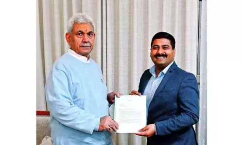 गौरव ने LG से मुलाकात की, प्रमुख सार्वजनिक मुद्दों पर प्रकाश डाला