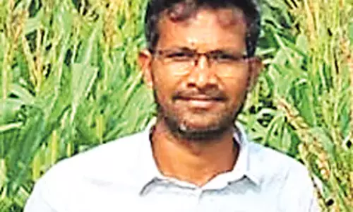 Telangana : किसान मावुराम मल्लिकार्जुन रेड्डी को राष्ट्रीय पुरस्कार से सम्मानित किया Telangana : किसान मावुराम मल्लिकार्जुन रेड्डी को राष्ट्रीय पुरस्कार से सम्मानित किया