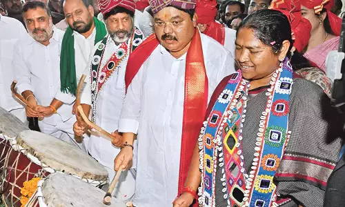 कांग्रेस ने एससी और एसटी उपयोजना लागू की: Minister Seethakka