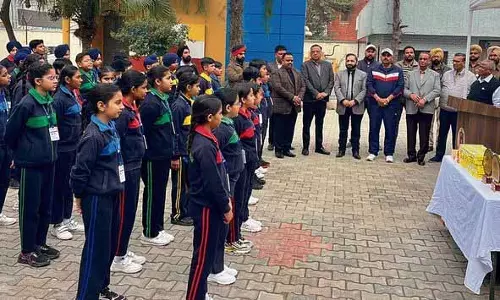 Ludhiana: छात्रों ने नशीली दवाओं के दुरुपयोग के खिलाफ रैली निकाली Ludhiana: छात्रों ने नशीली दवाओं के दुरुपयोग के खिलाफ रैली निकाली