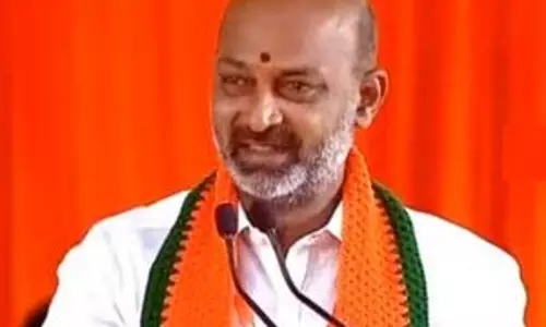 Telangana में ‘शत्रु संपत्तियों’ का लेखा-जोखा मार्च तक पूरा हो जाएगा Telangana में ‘शत्रु संपत्तियों’ का लेखा-जोखा मार्च तक पूरा हो जाएगा