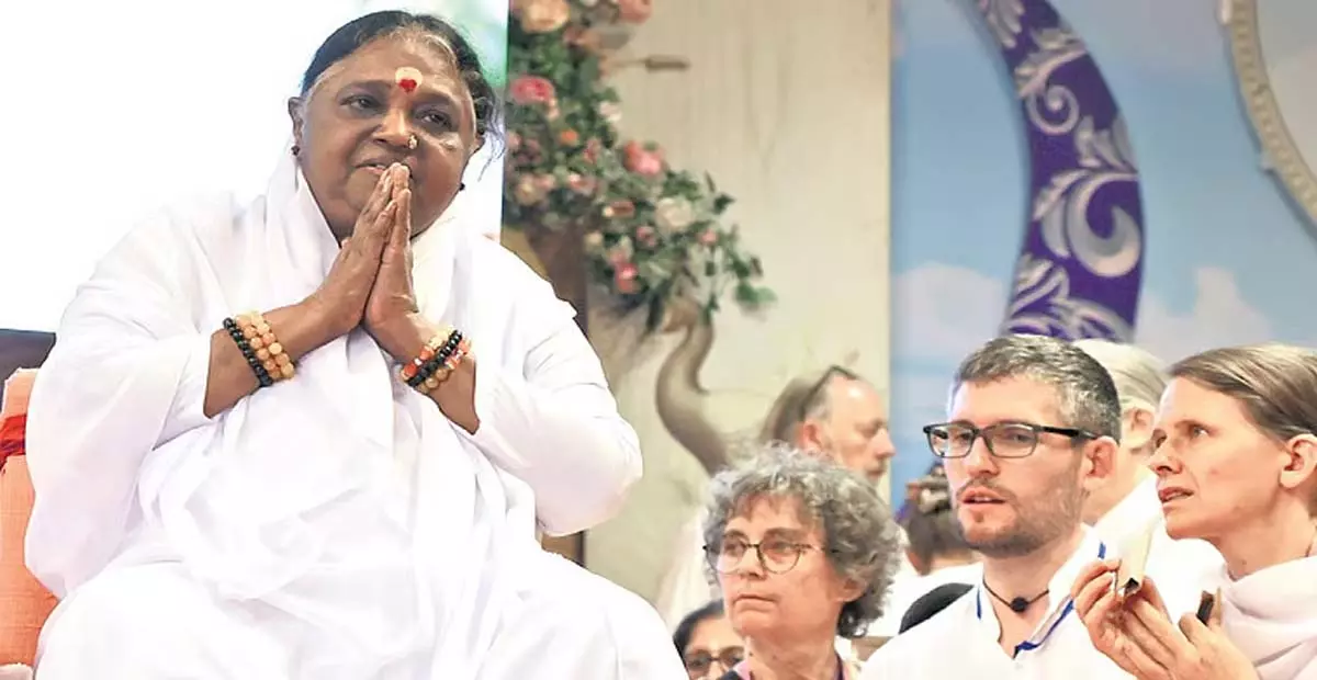 Tamil Nadu: ब्रह्मास्थानम मंदिर उत्सव के लिए चेन्नई में अम्मा Tamil Nadu: ब्रह्मास्थानम मंदिर उत्सव के लिए चेन्नई में अम्मा