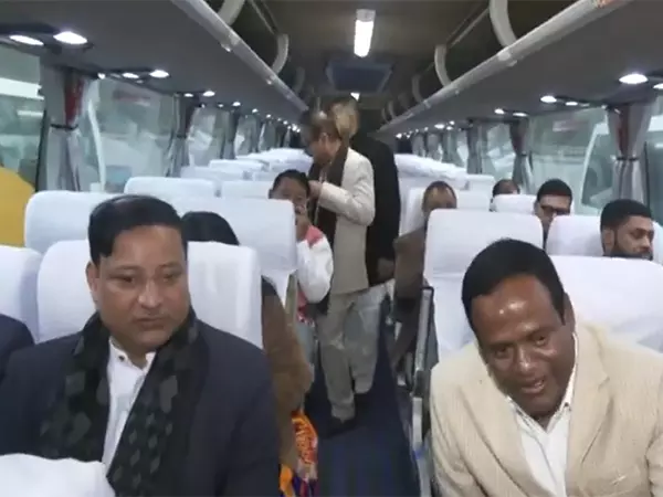 Assam के इतिहास में पहली बार विधानसभा सत्र गुवाहाटी के बाहर बोडोलैंड में आयोजित किया जा रहे Assam के इतिहास में पहली बार विधानसभा सत्र गुवाहाटी के बाहर बोडोलैंड में आयोजित किया जा रहे