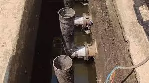 Shamli: ट्रैक्टर ट्राले ने गौशाला के पानी की सप्लाई के पाइप में टक्कर मारकर उसे तोड़ दिया Shamli: ट्रैक्टर ट्राले ने गौशाला के पानी की सप्लाई के पाइप में टक्कर मारकर उसे तोड़ दिया
