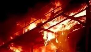Saharanpur: घर में लगी आग, एक पशु की हुई मौत Saharanpur: घर में लगी आग, एक पशु की हुई मौत