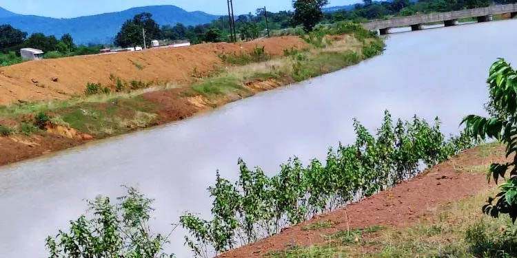 Jajpur रेंगाली बहुउद्देशीय परियोजना में आग लगी Jajpur रेंगाली बहुउद्देशीय परियोजना में आग लगी