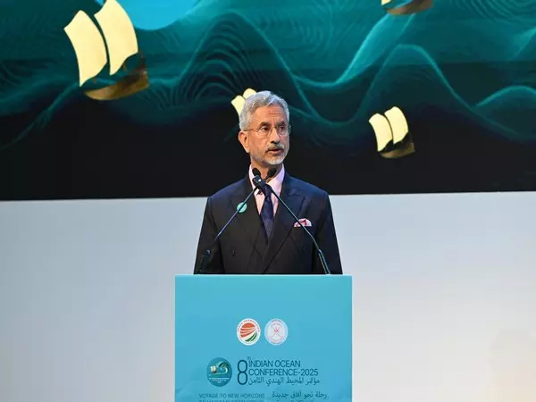 Oman: जयशंकर ने 8वें हिंद महासागर सम्मेलन में मुख्य भाषण दिया Oman: जयशंकर ने 8वें हिंद महासागर सम्मेलन में मुख्य भाषण दिया