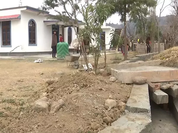Rajouri में संघर्ष विराम के बाद नियंत्रण रेखा के नज़दीकी इलाकों में विकास हुआ Rajouri में संघर्ष विराम के बाद नियंत्रण रेखा के नज़दीकी इलाकों में विकास हुआ