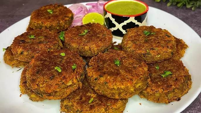 Try करें लोबिया कबाब, नोट करें आसान रेसिपी Try करें लोबिया कबाब, नोट करें आसान रेसिपी