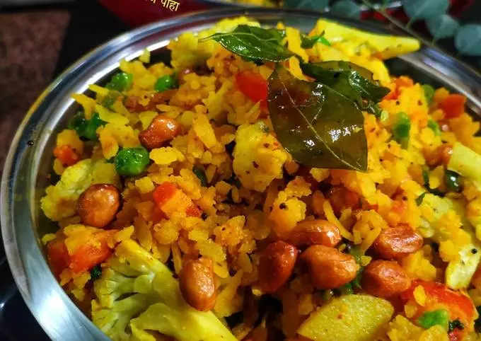 मिक्स वेजिटेबल पोहा रेसिपी मिक्स वेजिटेबल पोहा रेसिपी