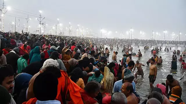 Maha Kumbh Mela: अब तक 52 करोड़ से अधिक लोगों ने लगाई डुबकी Maha Kumbh Mela: अब तक 52 करोड़ से अधिक लोगों ने लगाई डुबकी