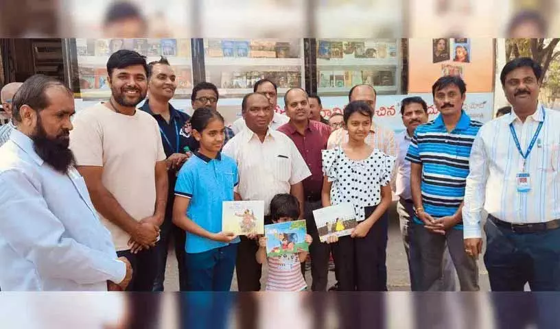 NTPC रामागुंडम में मोबाइल हिंदी पुस्तक पुस्तकालय का उद्घाटन NTPC रामागुंडम में मोबाइल हिंदी पुस्तक पुस्तकालय का उद्घाटन