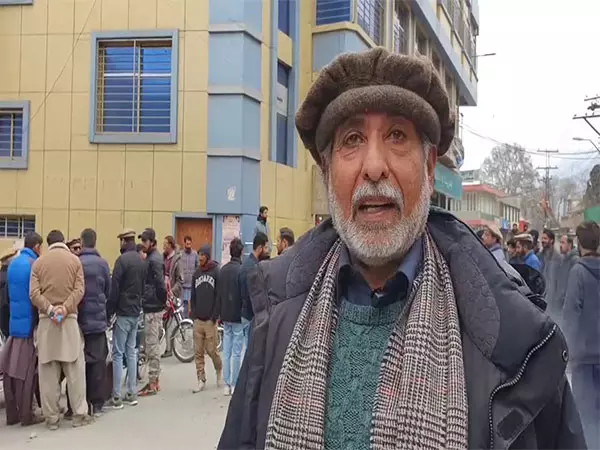 POGB में स्थानीय लोग खराब बुनियादी ढांचे और दूषित पानी से जूझ रहे POGB में स्थानीय लोग खराब बुनियादी ढांचे और दूषित पानी से जूझ रहे