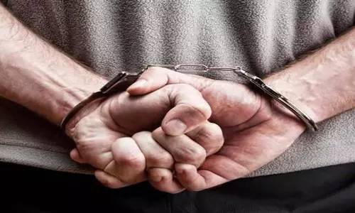 Haryana: मुठभेड़ के बाद शूटर पकड़ा गया Haryana: मुठभेड़ के बाद शूटर पकड़ा गया