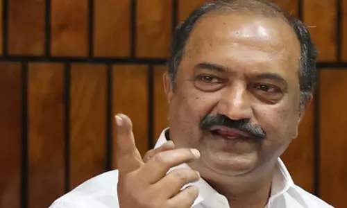 Kerala: केरल के वित्त मंत्री ने आशा कार्यकर्ताओं के विरोध को राजनीति से प्रेरित बताया Kerala: केरल के वित्त मंत्री ने आशा कार्यकर्ताओं के विरोध को राजनीति से प्रेरित बताया