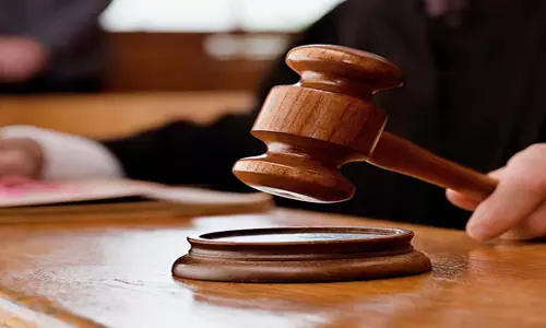 Karnataka: शिक्षा विभाग ने स्कूलों के पास शराब की दुकानें बंद करने के लिए कदम उठाए Karnataka: शिक्षा विभाग ने स्कूलों के पास शराब की दुकानें बंद करने के लिए कदम उठाए