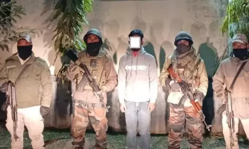 Manipur : केसीपी-पीडब्लूजी से जुड़ा व्यक्ति इंफाल ईस्ट में गिरफ्तार Manipur : केसीपी-पीडब्लूजी से जुड़ा व्यक्ति इंफाल ईस्ट में गिरफ्तार