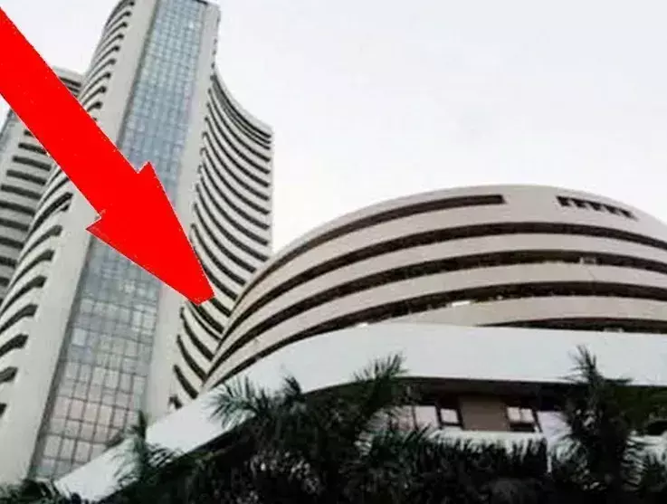 Mumbai: शेयर बाजार के शुरुआती कारोबार में गिरावट दर्ज