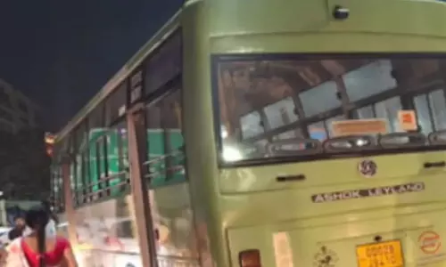 भुवनेश्वर में बस दुर्घटना: बेटी की मौत के बाद इलाज करा रही महिला की मौत
