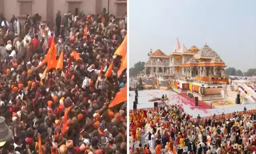 Ayodhya: राम मंदिर में उमड़ी भक्तों की भारी भीड़, सड़कें खचाखच भरी Ayodhya: राम मंदिर में उमड़ी भक्तों की भारी भीड़, सड़कें खचाखच भरी