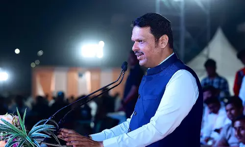 CM Fadnavis: महाराष्ट्र में लव जिहाद विरोधी कानून का समर्थन किया CM Fadnavis: महाराष्ट्र में लव जिहाद विरोधी कानून का समर्थन किया