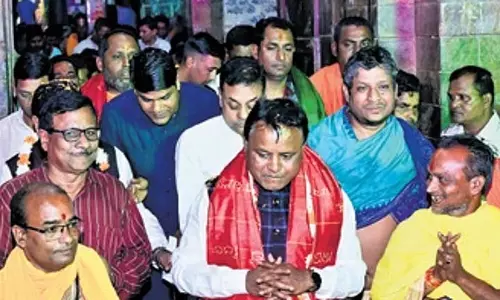 CM Majhi: बकुलवन, वाना विद्यालय को विरासत पर्यटन स्थल बनाया जाएगा CM Majhi: बकुलवन, वाना विद्यालय को विरासत पर्यटन स्थल बनाया जाएगा