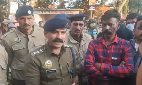 Himachal: युवक की हत्या पर विरोध प्रदर्शन, राजमार्ग जाम