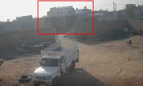 रूह कंपा देने वाला मंजर, करंट की चपेट में आया मजदूर