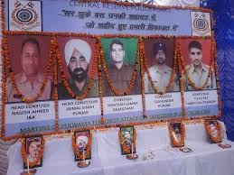 एक समाज श्रेष्ठ समाज संस्था ने पुलवामा के शहीदों को पुष्पांजलि अर्पित कर श्रद्धांजलि दी